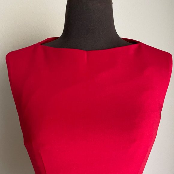 French Connection sz 4 Sleeveless Boat neck fit flare sheath mini dress - Picture 2 of 11